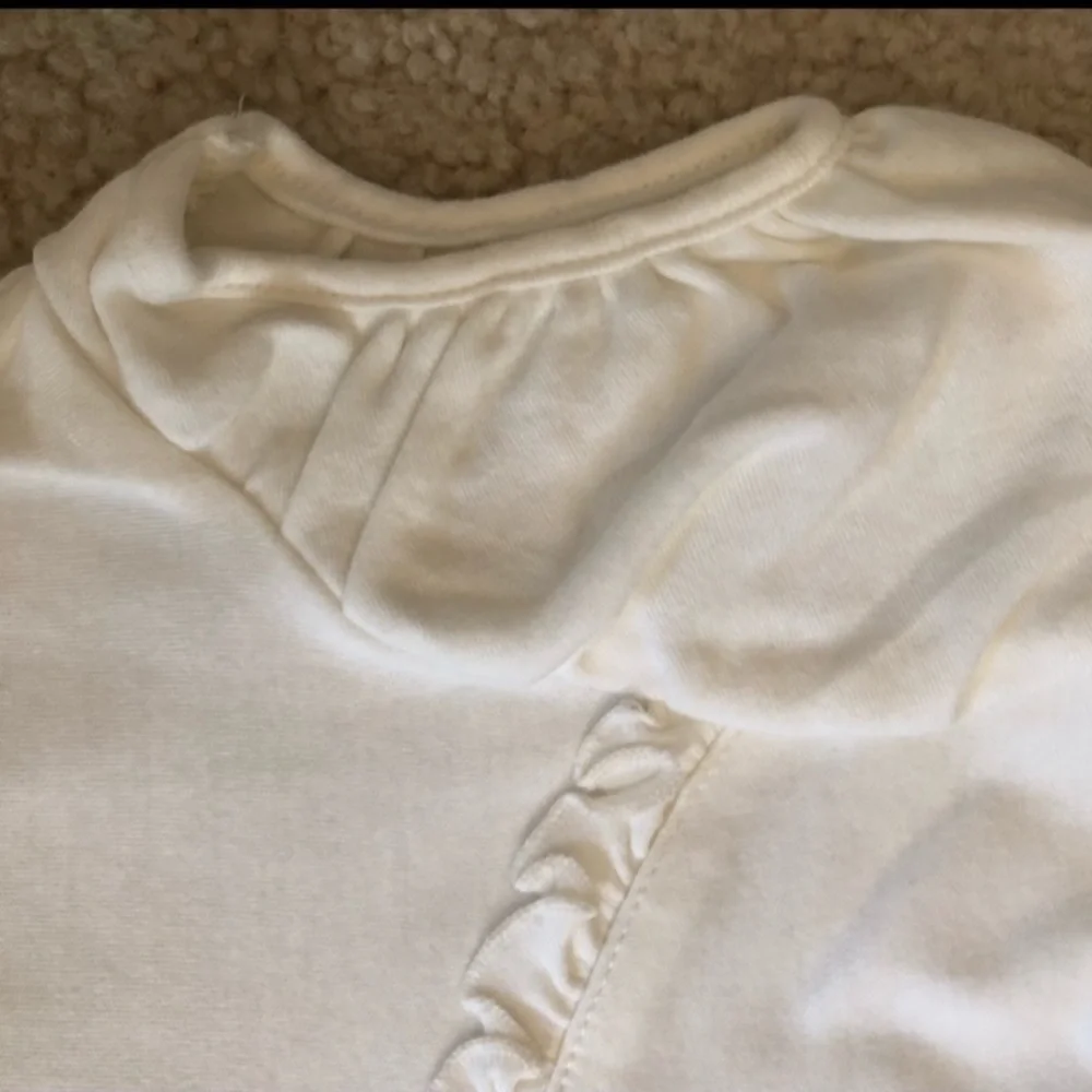NWT gymboree white tee